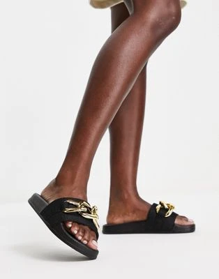 Glamorous Wide Fit - Sliders A Pianta Larga Nere Con Catenina - immagine 4