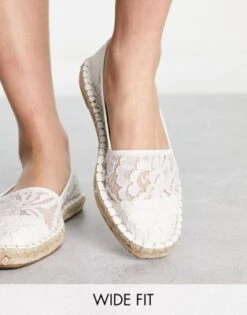 ASOS DESIGN - Joy - Espadrilles A Pianta Larga Con Punta Rivestita In Pizzo Bianche