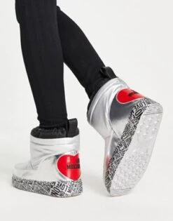 Love Moschino - Stivali Da Neve Corti Con Suola Con Logo Color Argento