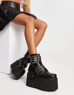 Lamoda - Scarponcini Neri Con Plateau E Fibbie - In Esclusiva Per ASOS